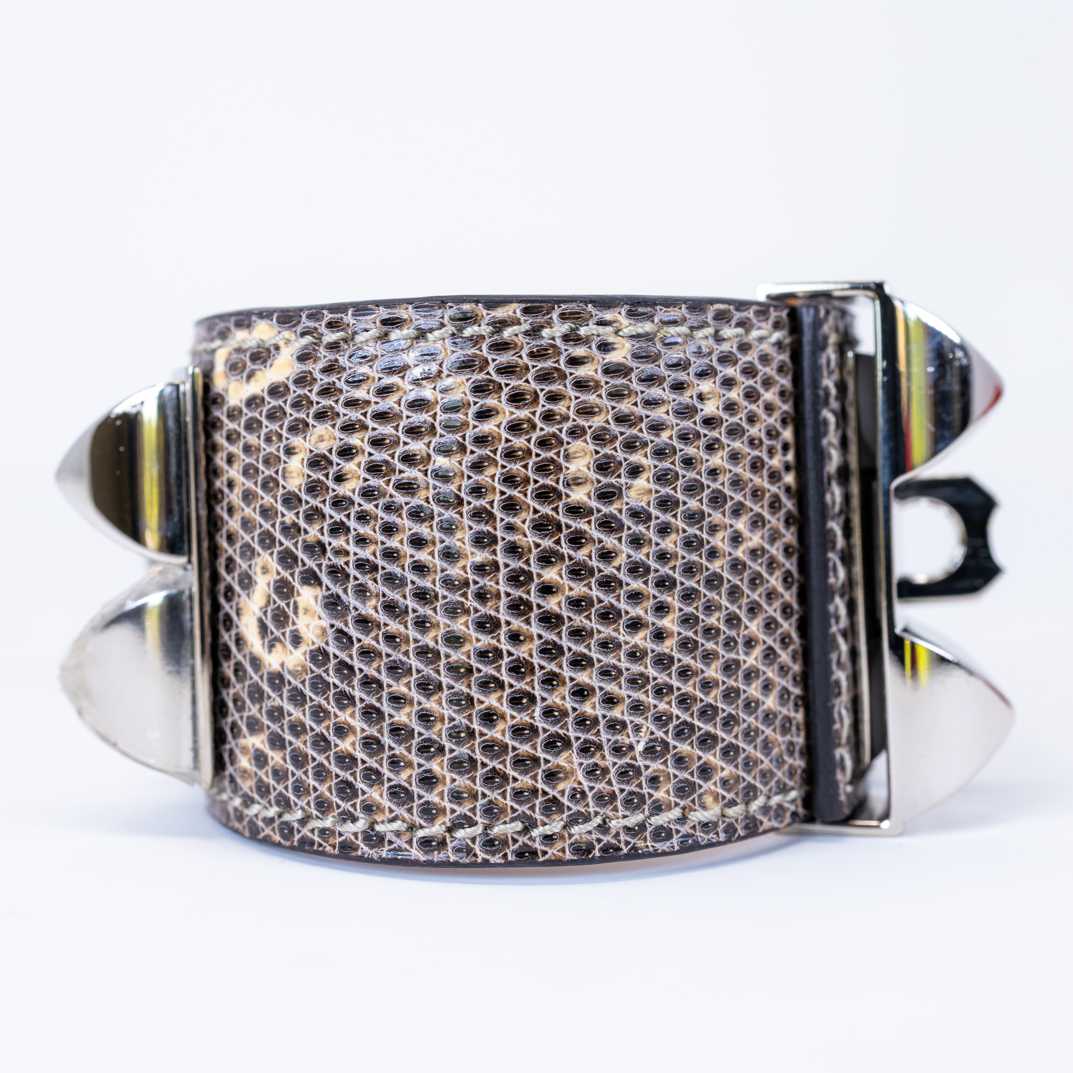 Hermès bracelet Dog collar in ebony lizard leather, gold jewelery, new  condition! Exotic leather ref.121213 - Joli Closet